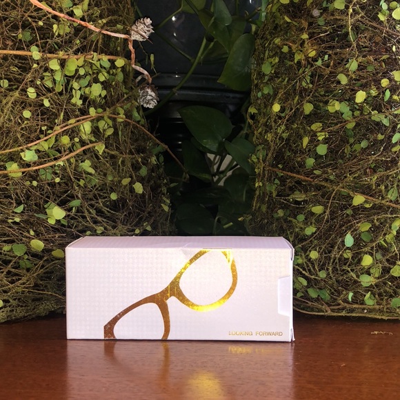 *SOLD* Blue Light Glasses - Picture 3 of 4